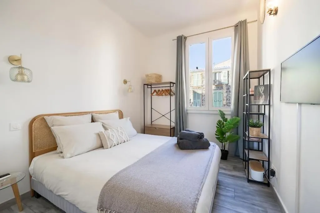 Charming Apt Nice Port Place Du Pin With Balcony Apartment